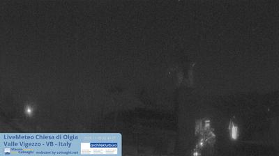 immagine della webcam nei dintorni di Maccagno con Pino e Veddasca: webcam Re