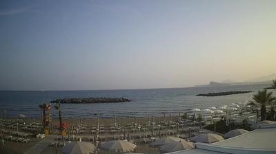 immagine della webcam nei dintorni di Capri: webcam Monte di Procida