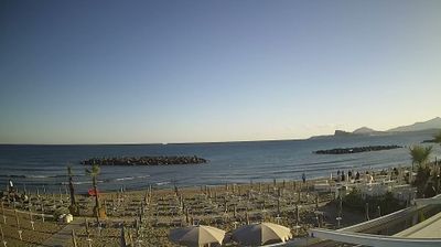 immagine della webcam nei dintorni di Lago Patria: webcam Monte di Procida