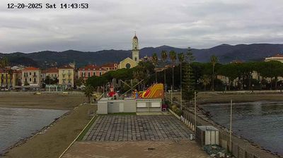 immagine della webcam nei dintorni di Cipressa: webcam Diano Marina