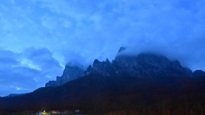 immagine della webcam nei dintorni di Alpe di Siusi: webcam Siusi allo Sciliar