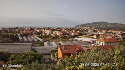 immagine della webcam nei dintorni di Cipressa: webcam Diano Castello