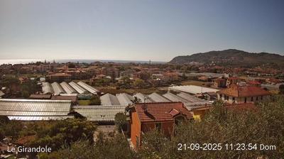 immagine della webcam nei dintorni di Imperia: webcam Diano Castello