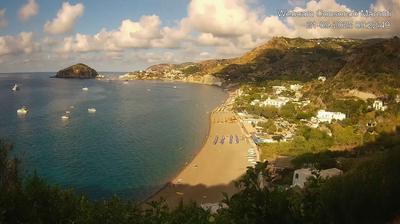 immagine della webcam nei dintorni di Monte di Procida: webcam Barano d'Ischia