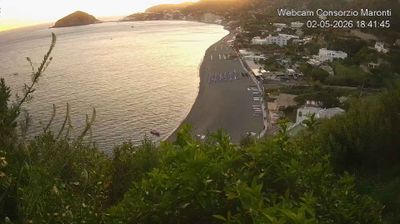 immagine della webcam nei dintorni di Casamicciola Terme: webcam Barano d'Ischia
