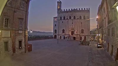 immagine della webcam nei dintorni di Fabriano: webcam Gubbio