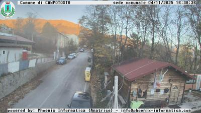 immagine della webcam nei dintorni di Castelli: webcam Campotosto