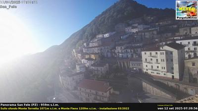 immagine della webcam nei dintorni di Tito: webcam San Fele