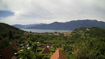 immagine della webcam nei dintorni di Castello Cabiaglio: webcam Brezzo di Bedero
