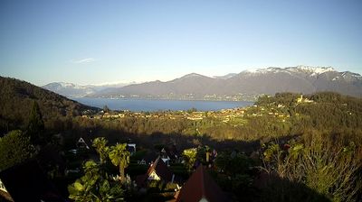 immagine della webcam nei dintorni di Maccagno: webcam Brezzo di Bedero