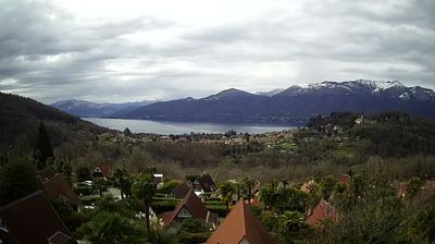 immagine della webcam nei dintorni di Maccagno con Pino e Veddasca: webcam Brezzo di Bedero