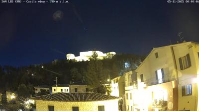 immagine della webcam nei dintorni di Montecalvo in Foglia: webcam San Leo