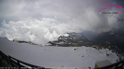 immagine della webcam nei dintorni di Cervinia Cime Bianche Laghi: webcam Punta Indren