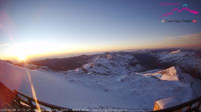 immagine della webcam nei dintorni di Capanna Margherita: webcam Punta Indren