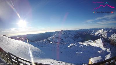 immagine della webcam nei dintorni di Cervinia Plateau Rosa: webcam Punta Indren
