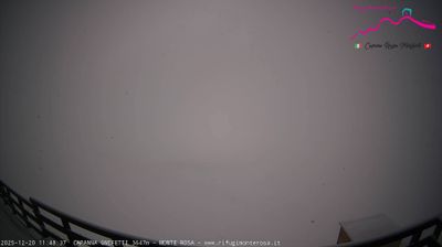 immagine della webcam nei dintorni di La Magdeleine: webcam Punta Indren