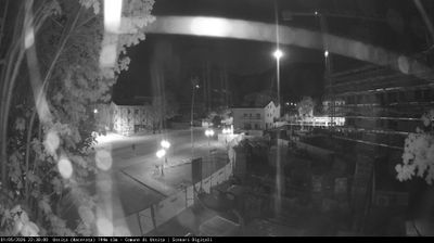immagine della webcam nei dintorni di Fiastra: webcam Ussita