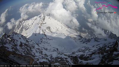 immagine della webcam nei dintorni di Champoluc: webcam Capanna Margherita