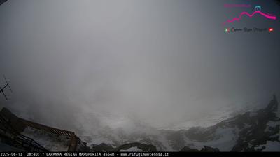 immagine della webcam nei dintorni di Plain Maison: webcam Capanna Margherita