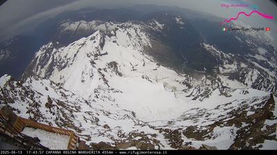 immagine della webcam nei dintorni di Alagna Valsesia: webcam Capanna Margherita
