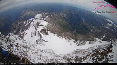 immagine della webcam nei dintorni di Passo dei Salati: webcam Capanna Margherita