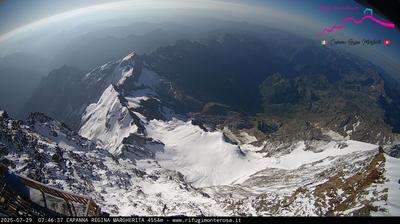 immagine della webcam nei dintorni di Gressoney-la-Trinitè: webcam Capanna Margherita