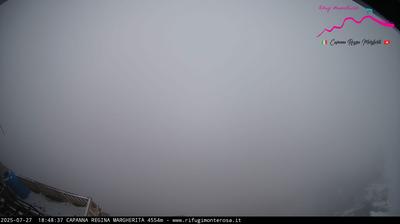 immagine della webcam nei dintorni di Punta Indren: webcam Capanna Margherita