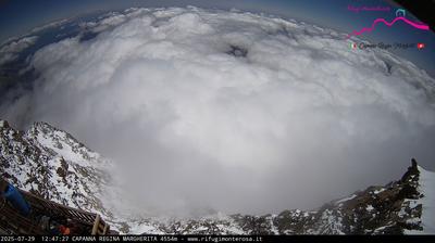 immagine della webcam nei dintorni di Chamois: webcam Capanna Margherita