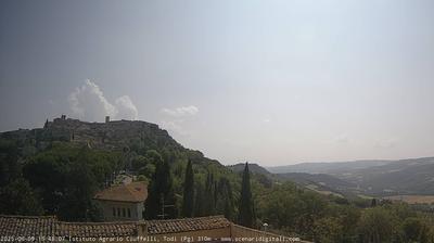 immagine della webcam nei dintorni di Deruta: webcam Todi