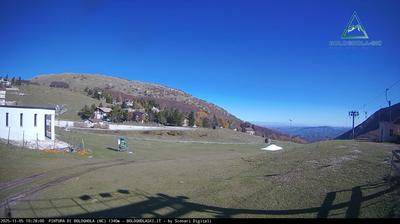 immagine della webcam nei dintorni di Sassotetto: webcam Pintura di Bolognola