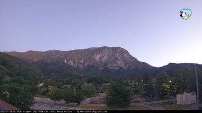 immagine della webcam nei dintorni di Castelluccio Norcia: webcam Arquata del Tronto