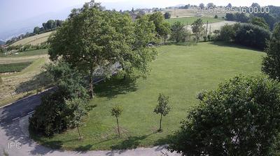 immagine della webcam nei dintorni di Valli del Pasubio: webcam Velo d'Astico