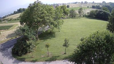 immagine della webcam nei dintorni di Valli del Pasubio: webcam Velo d'Astico
