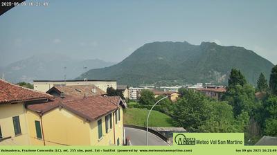 immagine della webcam nei dintorni di Suello: webcam Valmadrera