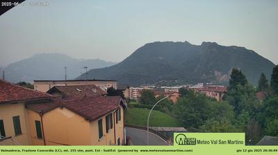 immagine della webcam nei dintorni di Monte Cornizzolo: webcam Valmadrera