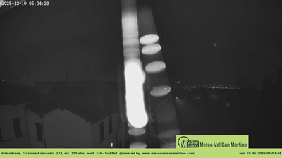 immagine della webcam nei dintorni di Piani di Artavaggio: webcam Valmadrera