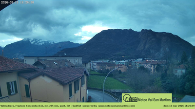 immagine della webcam nei dintorni di Albavilla: webcam Valmadrera