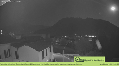 immagine della webcam nei dintorni di Piani Resinelli: webcam Valmadrera