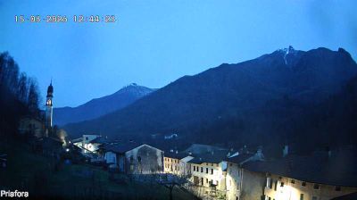 immagine della webcam nei dintorni di Lavarone: webcam Arsiero