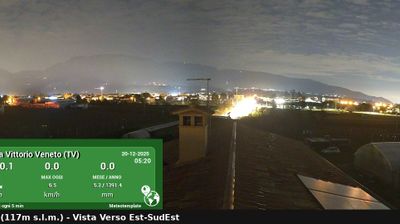 immagine della webcam nei dintorni di Pieve d'Alpago: webcam Vittorio Veneto