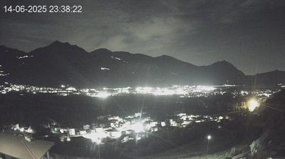 immagine della webcam nei dintorni di Castione della Presolana: webcam Costa Volpino