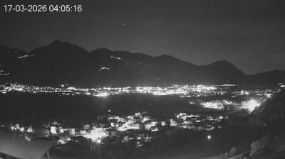 immagine della webcam nei dintorni di Castione della Presolana: webcam Costa Volpino