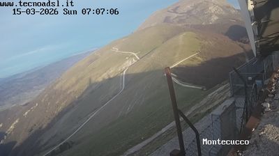 immagine della webcam nei dintorni di Gualdo Tadino: webcam Sigillo