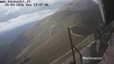 immagine della webcam nei dintorni di Cantiano: webcam Sigillo