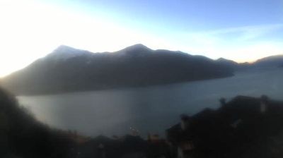 immagine della webcam nei dintorni di Monte Legnone: webcam Gravedona