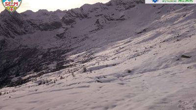 immagine della webcam nei dintorni di Pizzo Bernina: webcam Val di Mello