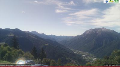 immagine della webcam nei dintorni di Moggio: webcam Alpe Giumello