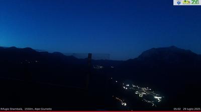 immagine della webcam nei dintorni di Perledo: webcam Alpe Giumello