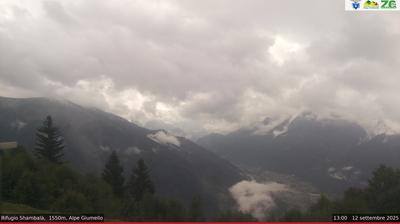 immagine della webcam nei dintorni di Dervio: webcam Alpe Giumello