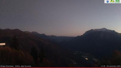 immagine della webcam nei dintorni di Bellano: webcam Alpe Giumello